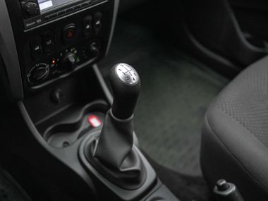 Nissan Almera 2014 года, 206 309 км - вид 8