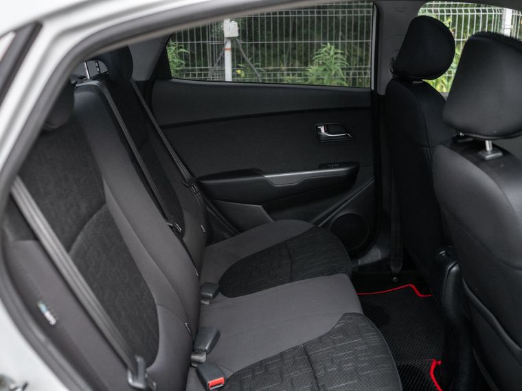 KIA Rio 2015 года, 154 870 км - вид 14