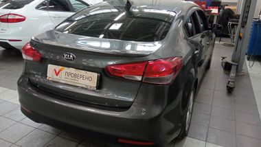 KIA Cerato 2019 года, 88 659 км - вид 3