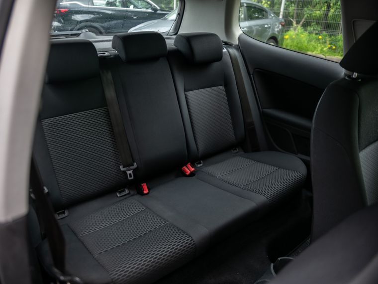 Volkswagen Golf 2011 года, 138 000 км - вид 10