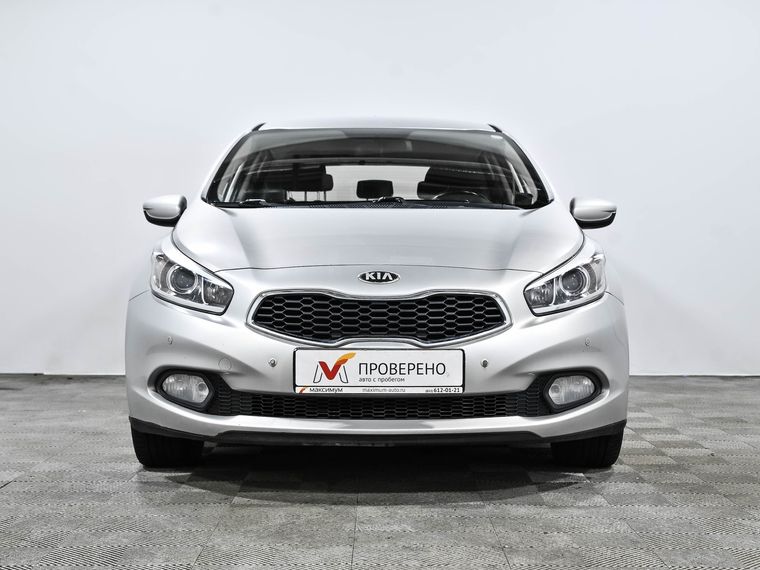 KIA Ceed 2013 года, 188 352 км - вид 3