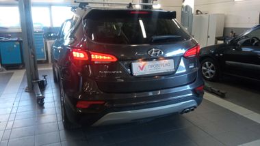 Hyundai Santa Fe 2017 года, 197 582 км - вид 4
