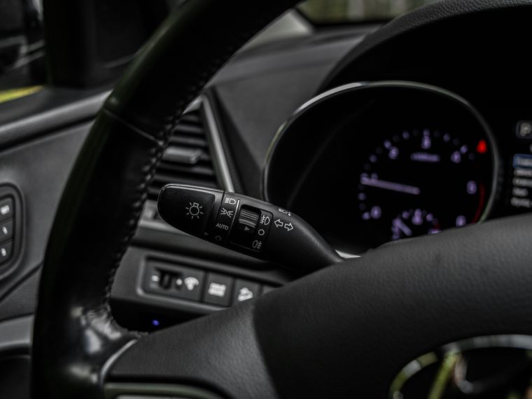 Hyundai Santa Fe 2017 года, 197 582 км - вид 6