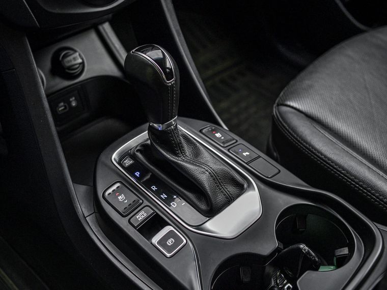 Hyundai Santa Fe 2017 года, 197 582 км - вид 11