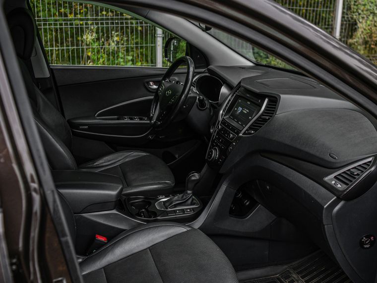 Hyundai Santa Fe 2017 года, 197 582 км - вид 17