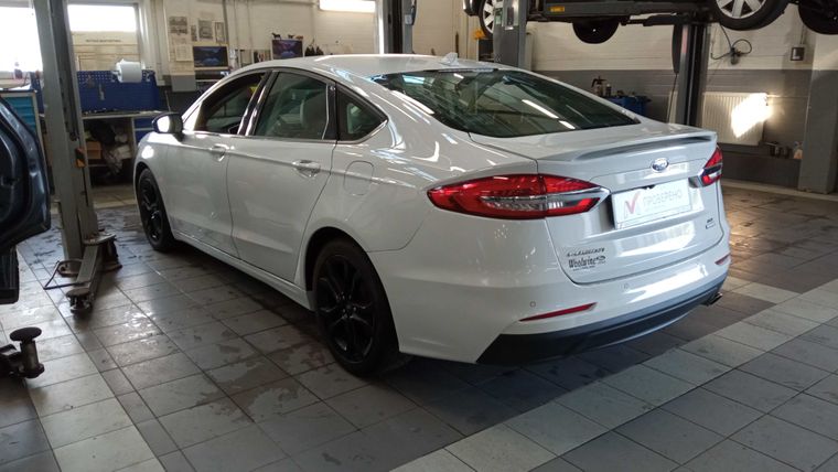 Ford Fusion (North America) 2019 года, 119 173 км - вид 4