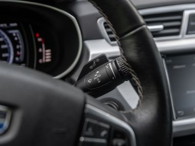 Geely Atlas 2018 года, 97 054 км - вид 8