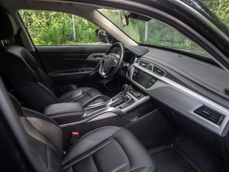 Geely Atlas 2018 года, 97 054 км - вид 15