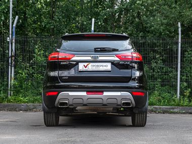 Geely Atlas 2018 года, 97 054 км - вид 4