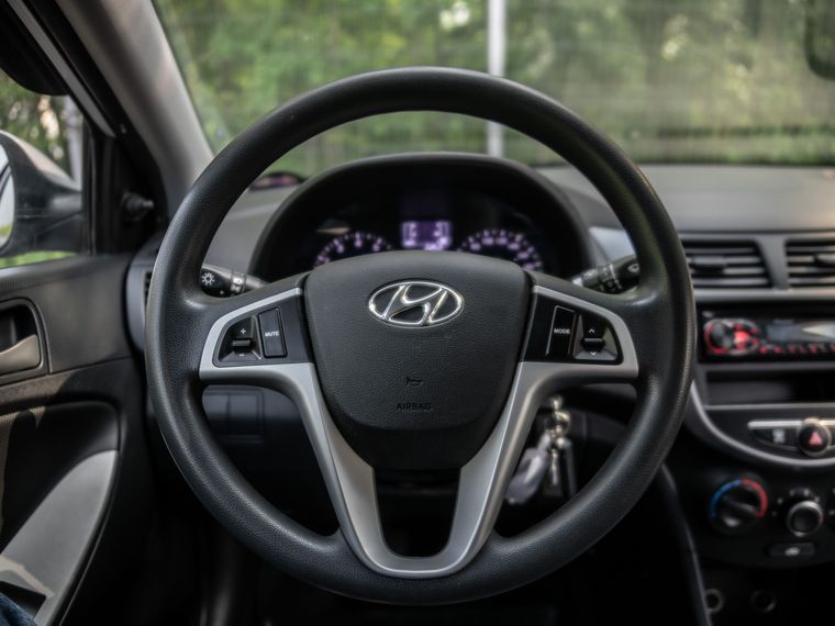 Hyundai Solaris 2016 года, 156 139 км - вид 6