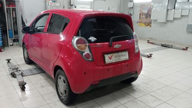 Chevrolet Spark 2011 года, 158 489 км - вид 4