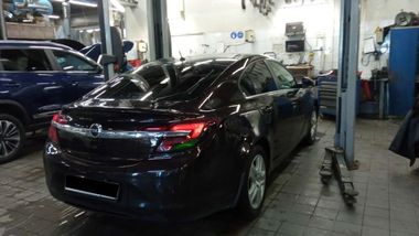 Opel Insignia 2013 года, 151 470 км - вид 3