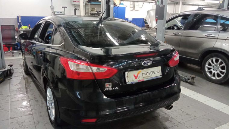 Ford Focus 2011 года, 201 000 км - вид 5