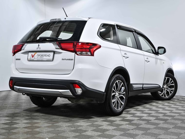 Mitsubishi Outlander 2016 года, 115 166 км - вид 4