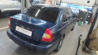 Hyundai Accent 2006 года, 239 659 км - вид 3