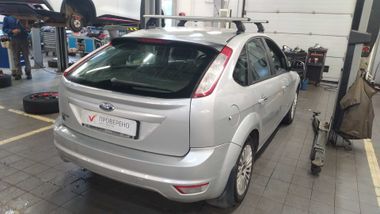 Ford Focus 2010 года, 248 046 км - вид 3