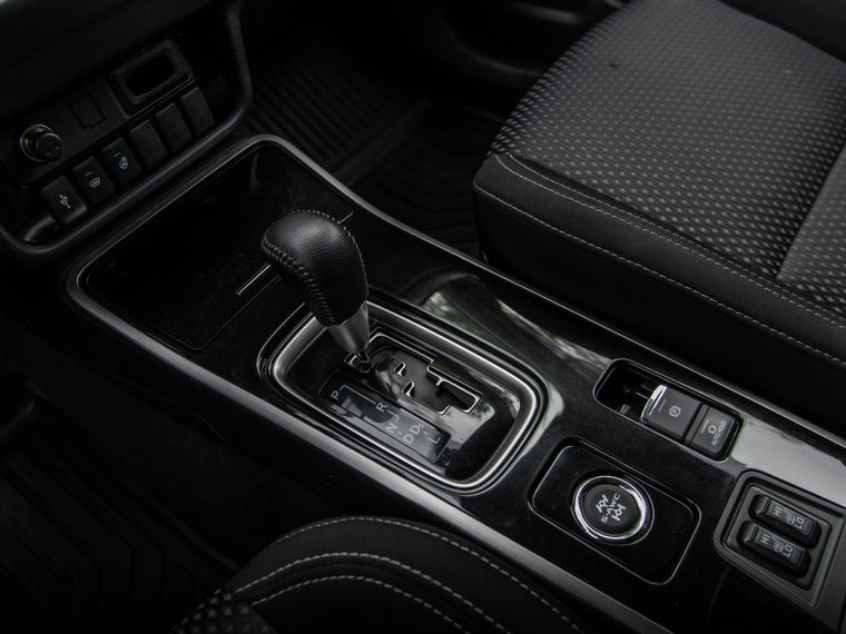 Mitsubishi Outlander 2020 года, 86 342 км - вид 12