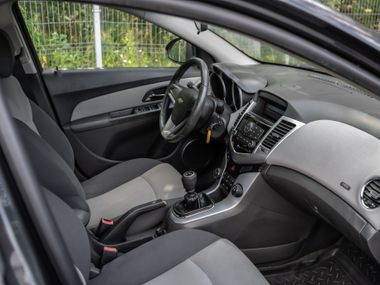 Chevrolet Cruze 2010 года, 306 020 км - вид 11