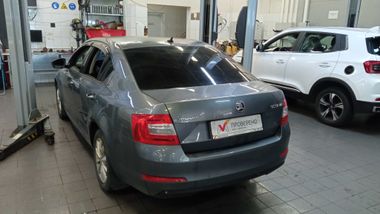 Skoda Octavia 2015 года, 151 200 км - вид 3