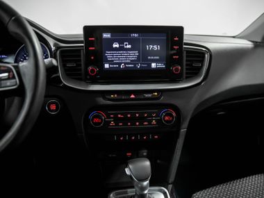 KIA Ceed 2020 года, 64 814 км - вид 11