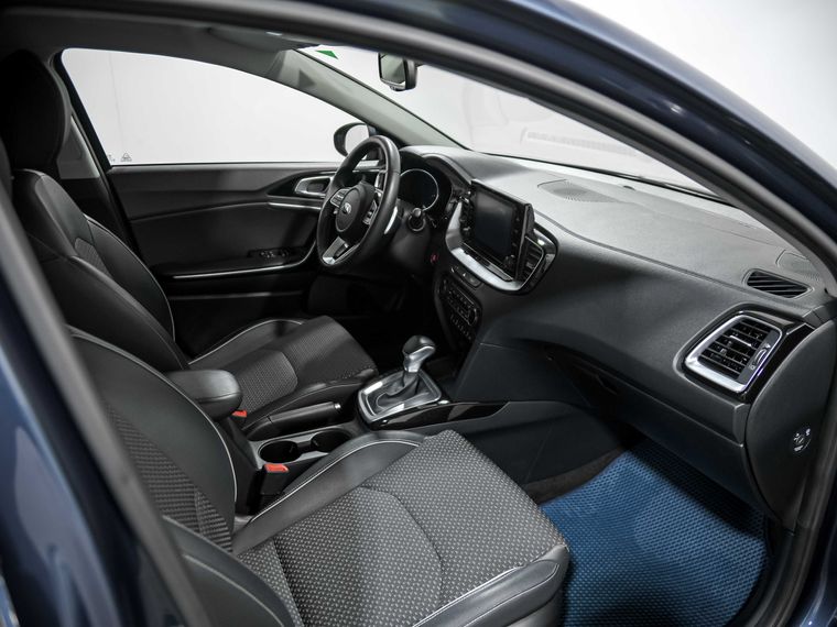 KIA Ceed 2020 года, 64 814 км - вид 19