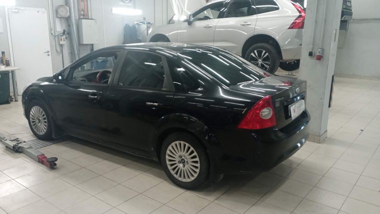 Ford Focus 2011 года, 152 371 км - вид 4