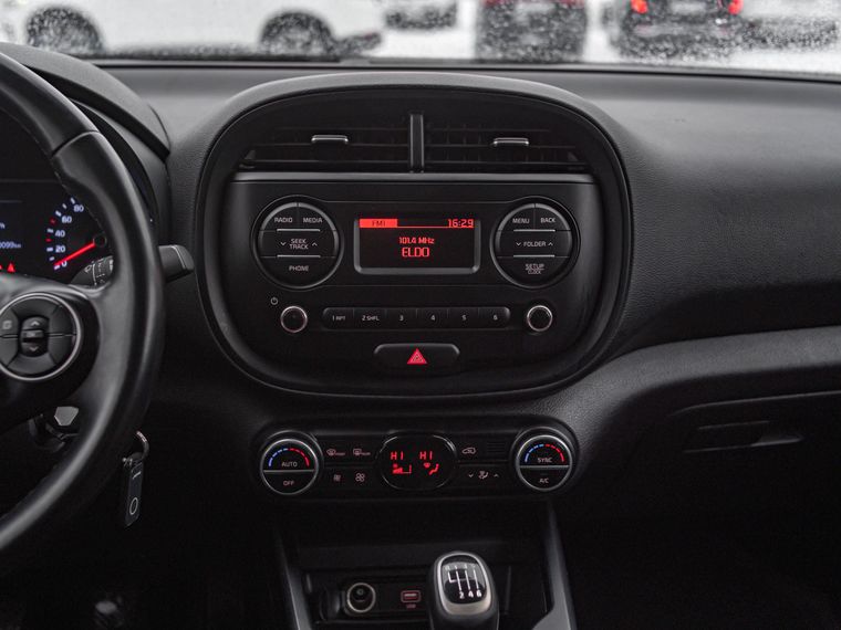 KIA Soul 2020 года, 149 978 км - вид 8