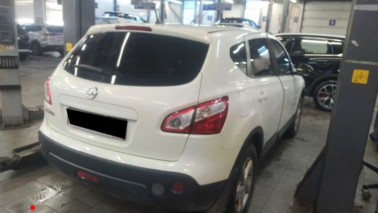 Nissan Qashqai 2010 года, 175 550 км - вид 3