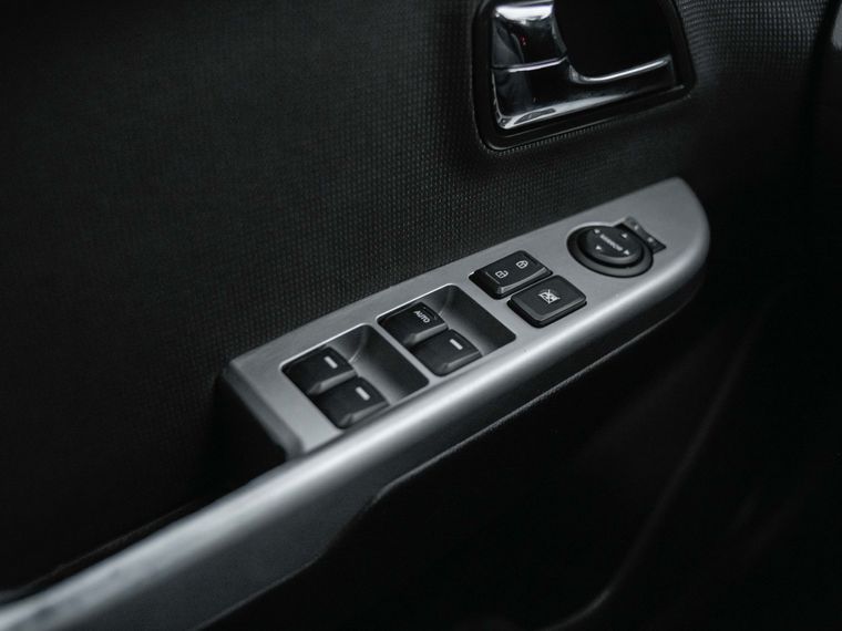 Kia Rio 2014 года, 197 050 км - вид 9