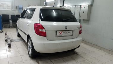 Skoda Fabia 2011 года, 141 497 км - вид 4