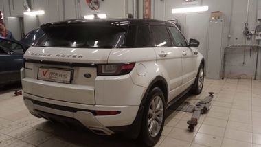 Land Rover Range Rover Evoque 2015 года, 130 571 км - вид 4