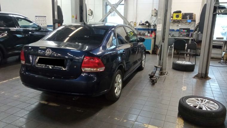 Volkswagen Polo 2013 года, 157 643 км - вид 3 Volkswagen Polo 2013 года, 157 643 км - вид 3