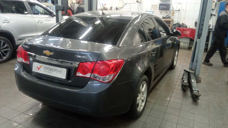 Chevrolet Cruze 2011 года, 189 688 км - вид 3