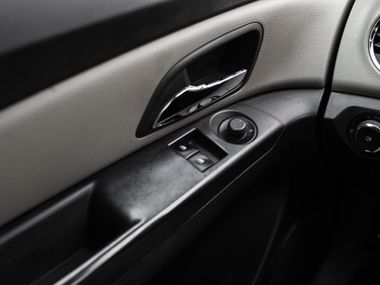 Chevrolet Cruze 2011 года, 189 688 км - вид 9