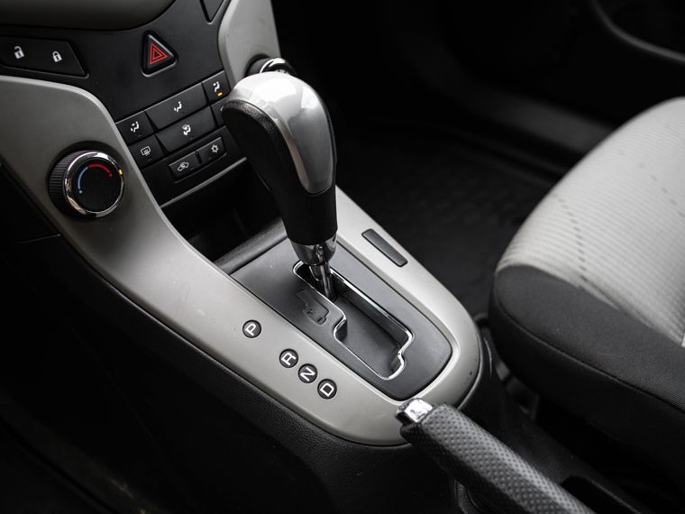 Chevrolet Cruze 2011 года, 189 688 км - вид 8