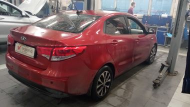 Kia Rio 2017 года, 61 401 км - вид 3