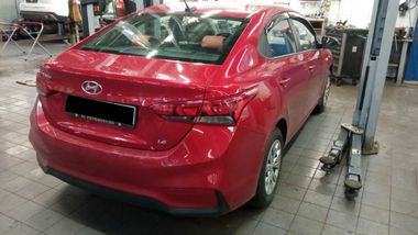 Hyundai Solaris 2019 года, 89 260 км - вид 3