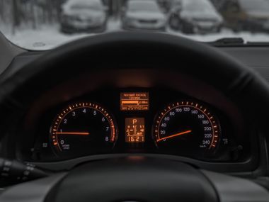 Toyota Avensis 2011 года, 254 403 км - вид 5