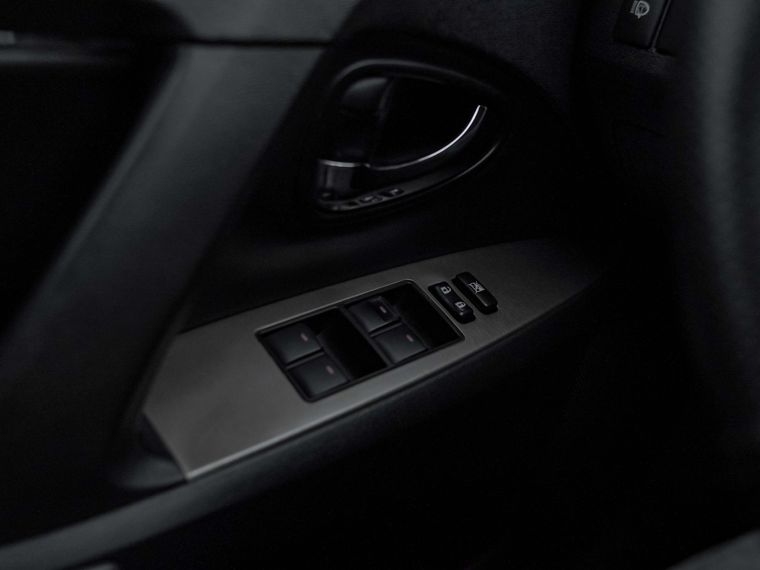 Toyota Avensis 2011 года, 254 403 км - вид 10