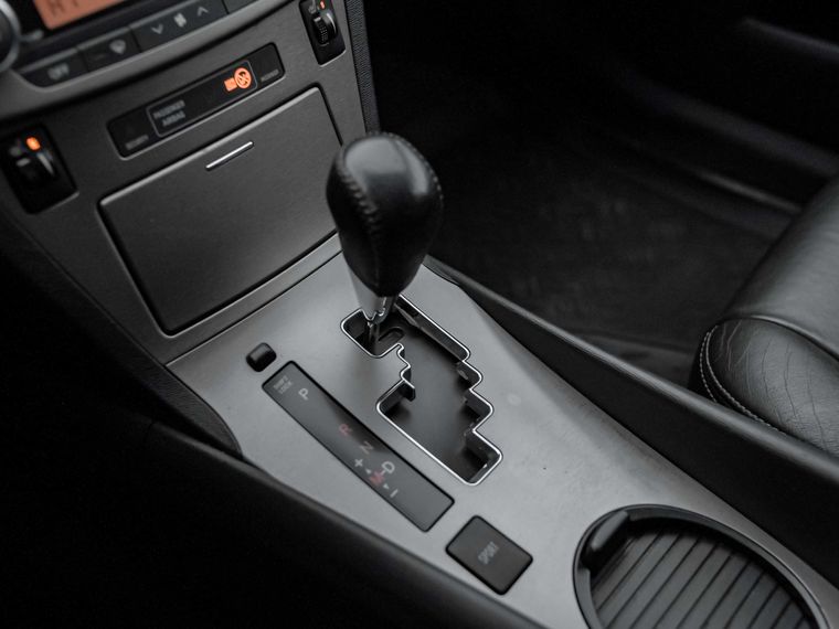 Toyota Avensis 2011 года, 254 403 км - вид 11