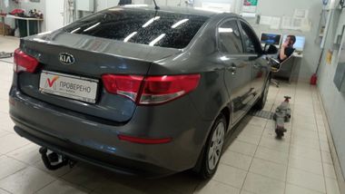 KIA Rio 2015 года, 201 500 км - вид 4