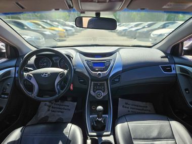 Hyundai Elantra 2013 года, 400 559 км - вид 8