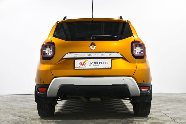 Renault Duster 2021 года, 70 403 км - вид 5
