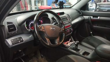KIA Sorento 2014 года, 190 854 км - вид 5