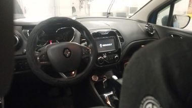 Renault Kaptur 2018 года, 125 948 км - вид 5
