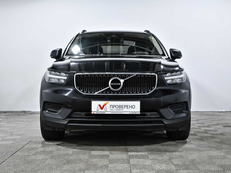 Volvo XC40 2019 года, 130 387 км - вид 4