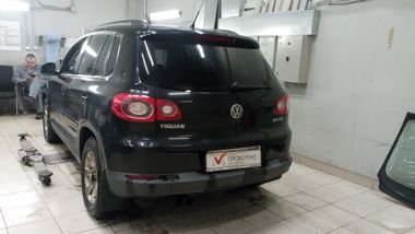 Volkswagen Tiguan 2010 года, 253 793 км - вид 4