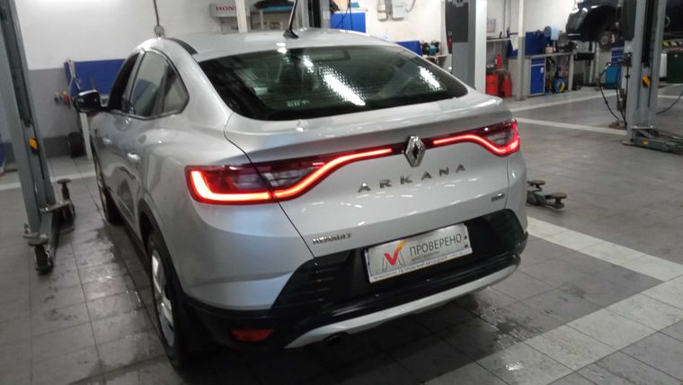 Renault Arkana 2020 года, 70 905 км - вид 4