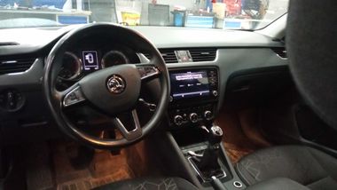 Skoda Octavia 2019 года, 100 391 км - вид 5