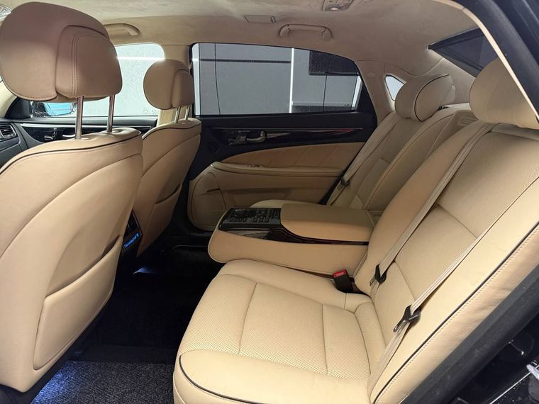 Hyundai Equus 2015 года, 159 000 км - вид 21